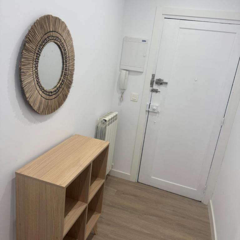 Luminoso y tranquilo alojamiento - Leon - Three-Bedroom Apartment - 9