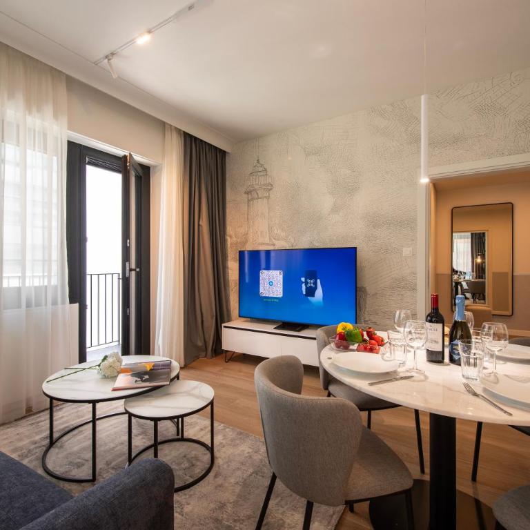 Boutique Suites - One-Bedroom Apartment - 8