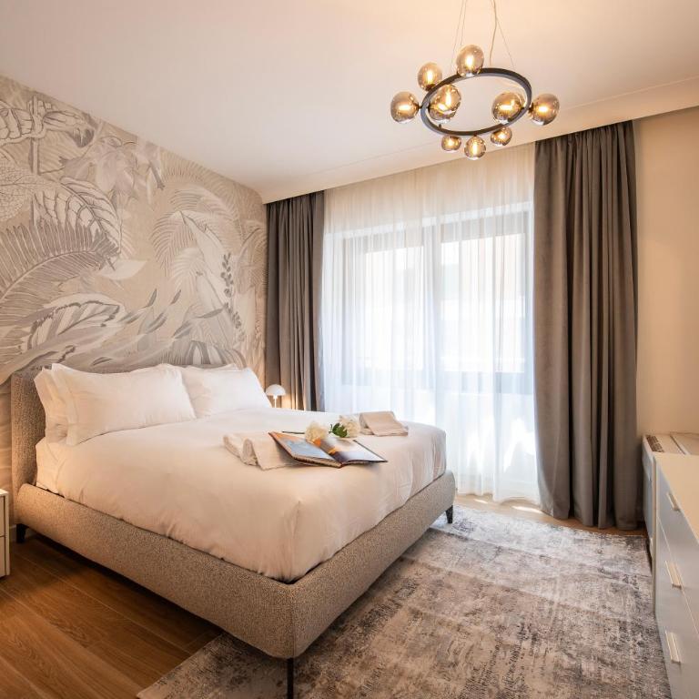 Boutique Suites - One-Bedroom Apartment - 17