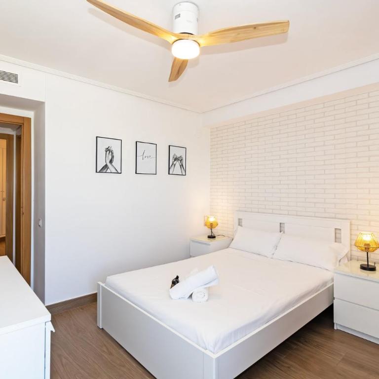 GuestReady - Beachside apartment with Pool - Two-Bedroom Apartment - 3