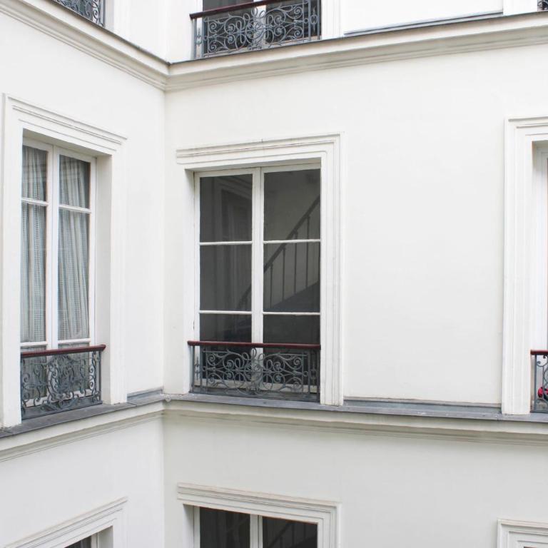 Bright 35m apartment near Bastille - Apartment - 13