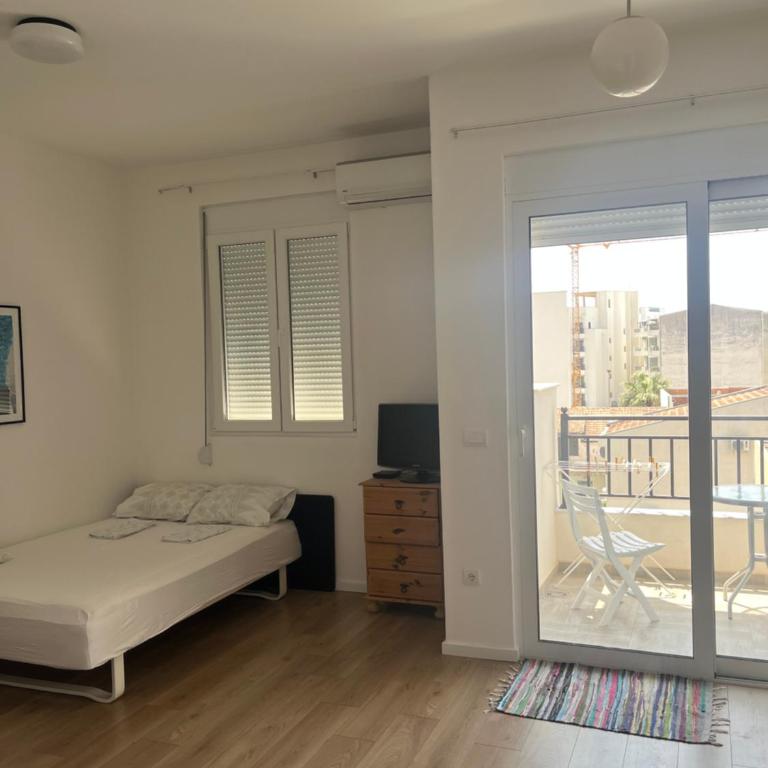 Studio Apartment with Sea View - Apartment with Sea View - 3