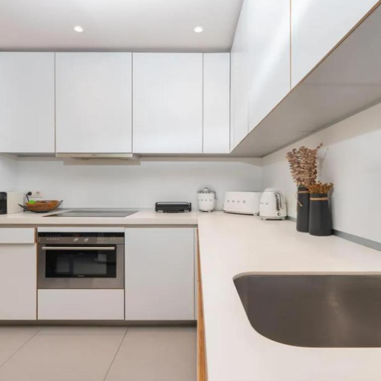 El Balcón Español - Two-Bedroom Apartment - 3