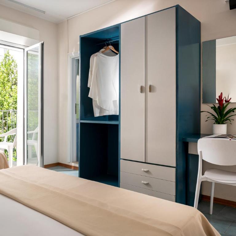 Hotel Falco - Classic Quadruple Room - 2