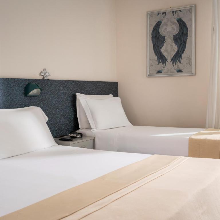 Hotel Falco - Classic Quadruple Room - 10