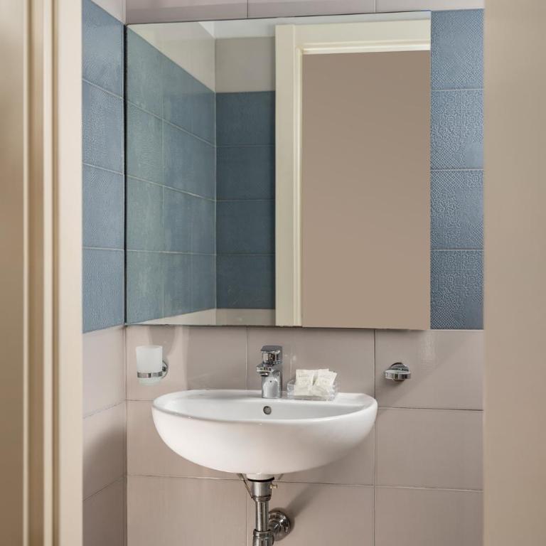 Hotel Falco - Single Room - 4