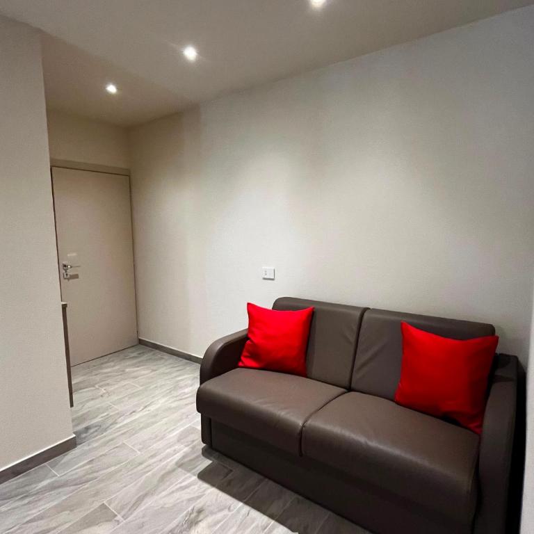 Lampone & Mirtillo Suites - Appartamento con 1 Camera da Letto, Balcone e Vista Montagna - 1