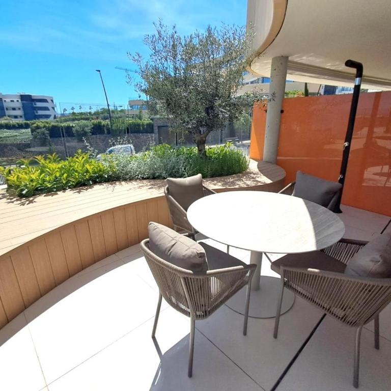 Luxury 2 Bed Retreat South Residences El Higuerón - Apartamento - 44
