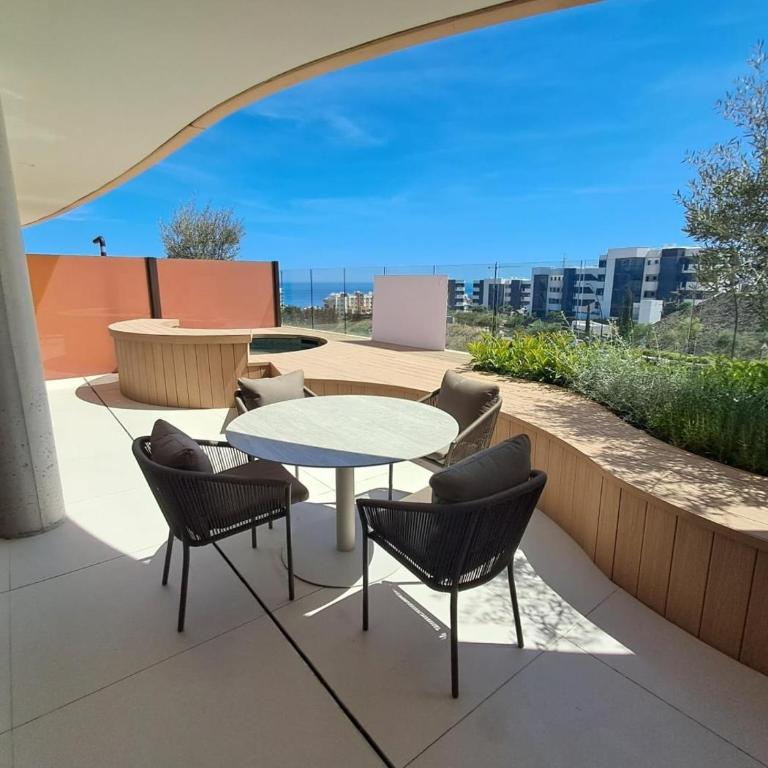Luxury 2 Bed Retreat South Residences El Higuerón - Apartamento - 48