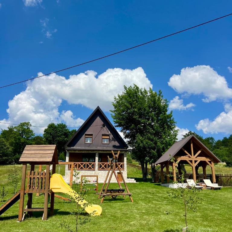 Durmitor Nest Krstajic - Kuća sa 3 Spavaće Sobe - 1