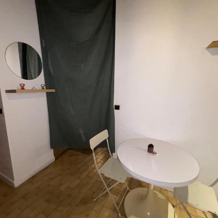 Cosy home lyon1 - One-Bedroom Apartment - 4