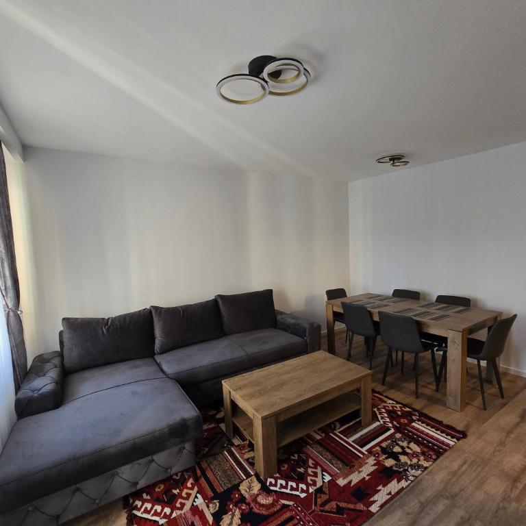 Urban Dvor - Apt 2 - Apartman sa 2 Spavaće Sobe - 4