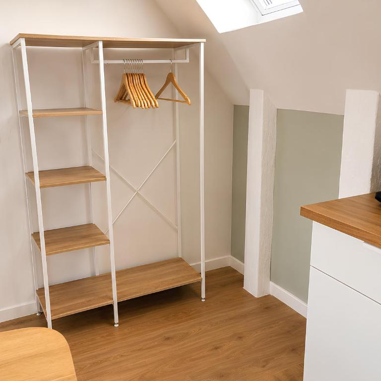 Maupassant Studio Calme Proche Gare & Hypercentre - Linge & Ménage Inclus - Apartamento de 1 dormitorio - 8