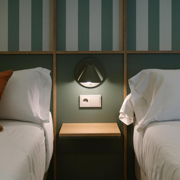 Hotel Can Solé - Habitación Triple Deluxe - 2