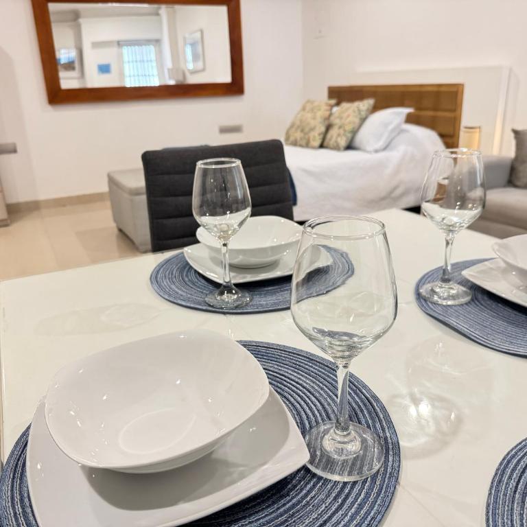 Hermoso apto estudio en la ciudad amurallada! - One-Bedroom Apartment - 6