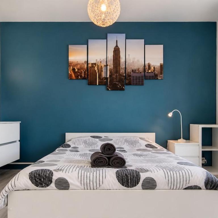 Le Smart & Cosy - Location Logement Entier - 3 Chambres - Parking Gratuit autour de la coproriété -- Wifi Fibre -Gare à 20 min - Deluxe Apartment mit 3 Schlafzimmern - 7
