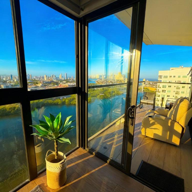 NEW! Ocean & City 360views 25FL FREE Airport pick up BY IMZ - Two-Bedroom Apartment - 41