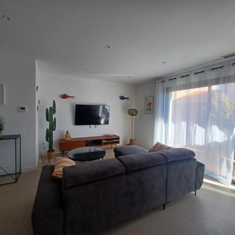 MAISON NEUVE AVEC TERRASSE à 5 MINUTES DES PLAGES - Haus mit 3 Schlafzimmern - 12
