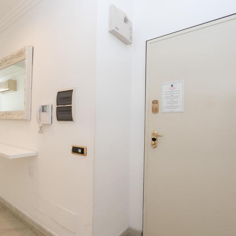FONTANA DI TREVI HOUSE with Garden - Appartamento con 2 Camere da Letto - 4