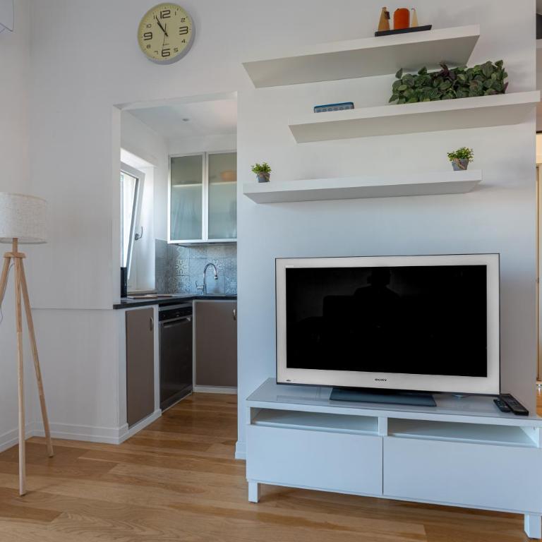 Central Apt Parking – by Viva Domus - Appartamento - 7