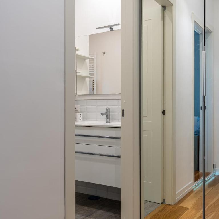 Central Apt Parking – by Viva Domus - Appartamento - 14