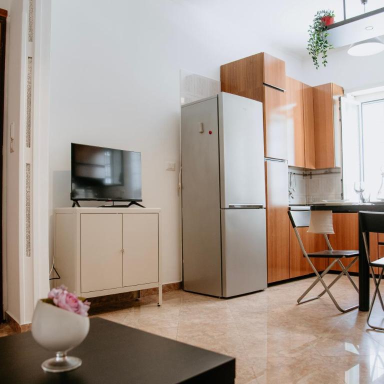 CineMaison - Near Metro - by Viva Domus - Apartamento - 13