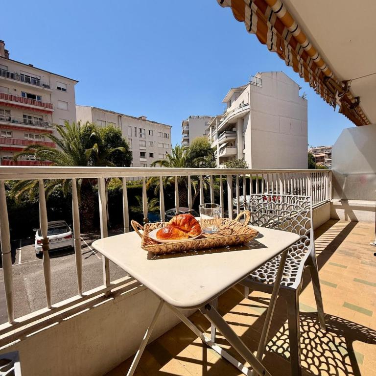 Le Lilas By ApiRent #AirConditioning #Terrasse #Parking - Appartement 1 Chambre avec Terrasse - 2