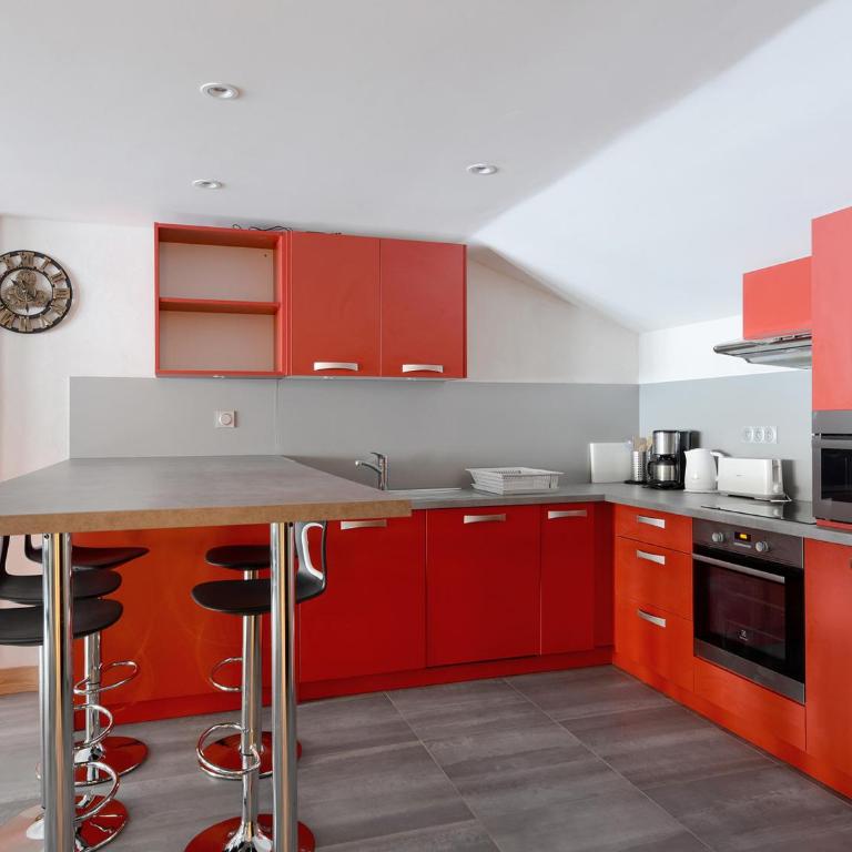 Appartement spacieux pour 16 pers · Proche pistes · Bien-être avec sauna & hammam · Animaux admis - Five-Bedroom Apartment - 13
