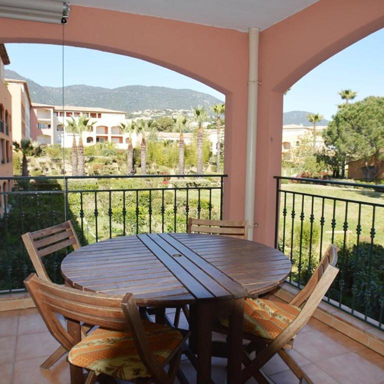 Bel appartement pour 6 personnes dans résidence avec piscine 500 m plage - Appartement 2 Chambres - 5