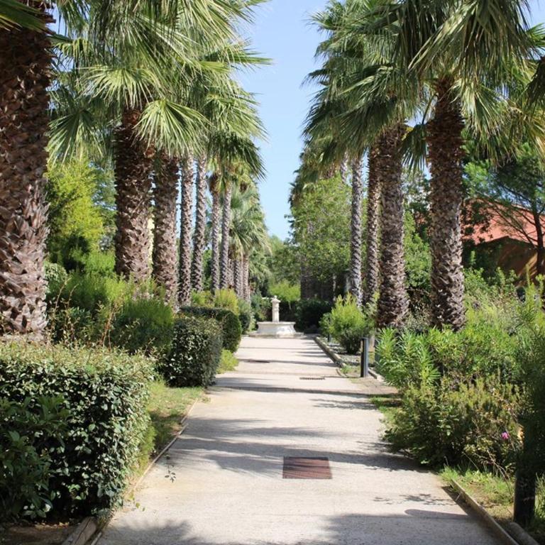 Bel appartement pour 6 personnes dans résidence avec piscine 500 m plage - Appartement 2 Chambres - 17