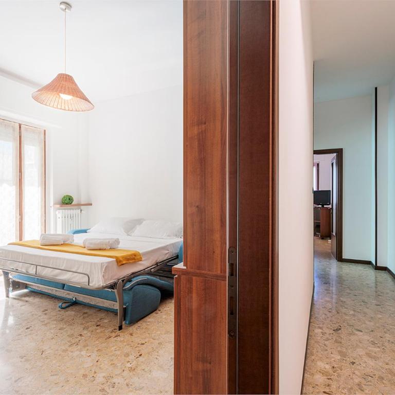 Arena Living BGY Apartment - Apartment - 3