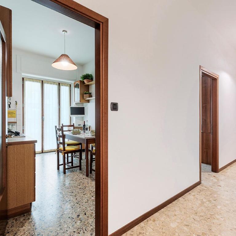 Arena Living BGY Apartment - Apartment - 21