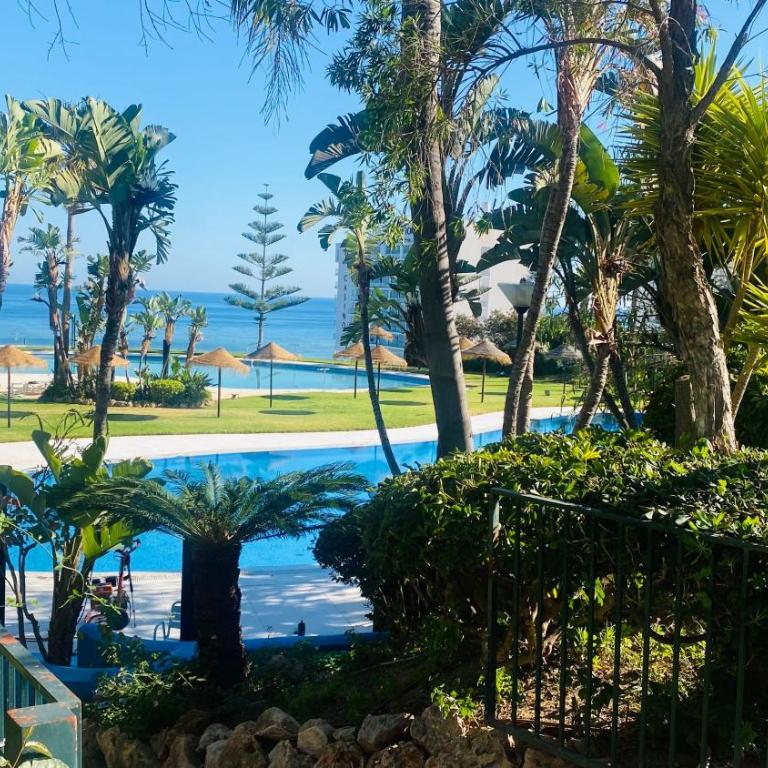 Oasis Torrequebrada - Superior Apartment mit Stadtblick - 1