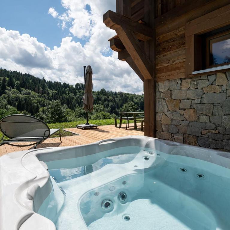 Le Refuge de Lola Chalet familial avec jacuzzi salle de jeux & cheminé - Chalet - 2