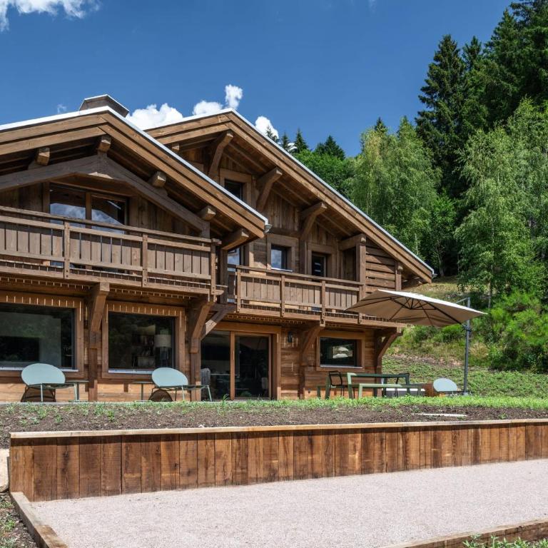 Le Refuge de Lola Chalet familial avec jacuzzi salle de jeux & cheminé - Chalet - 1