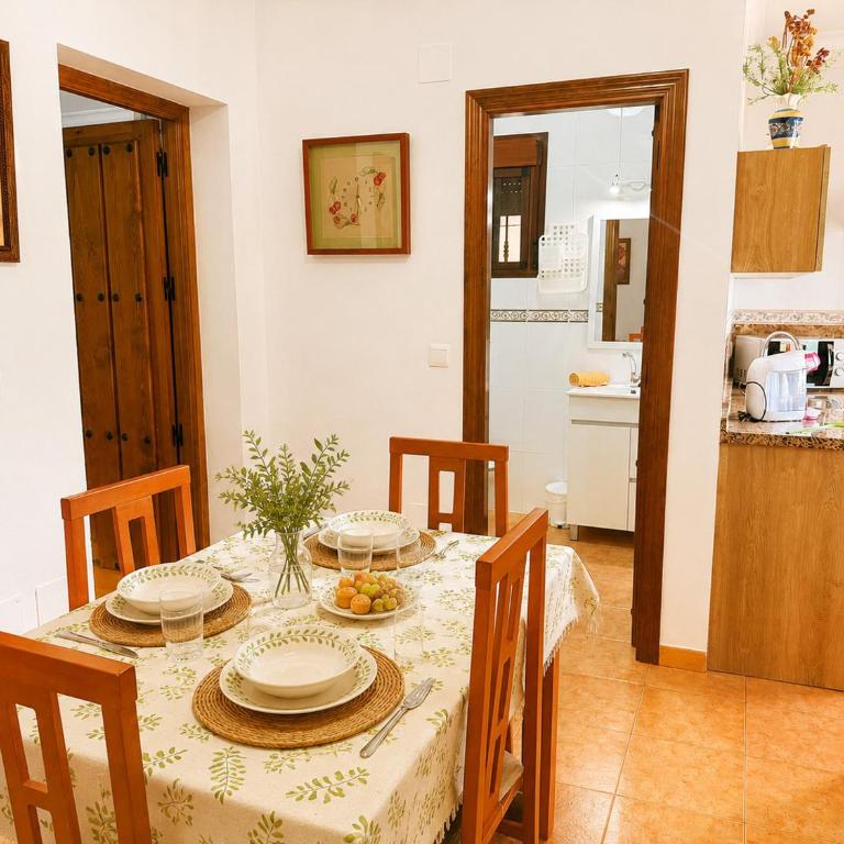 Cortijo las Flores con piscina privada - Casa - 12