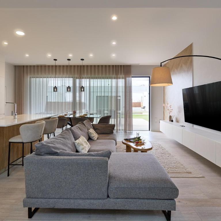 CAMPANA BAY Luxury Villa - Villa - 11