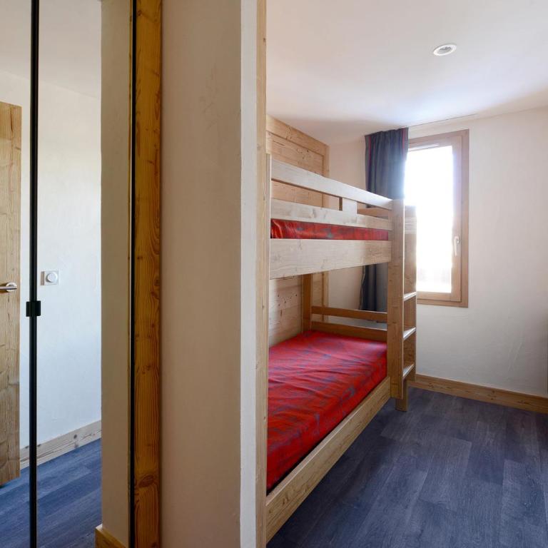 Bel appart rénové · Proche pistes · Animaux admis - Appartement 3 Chambres - 12