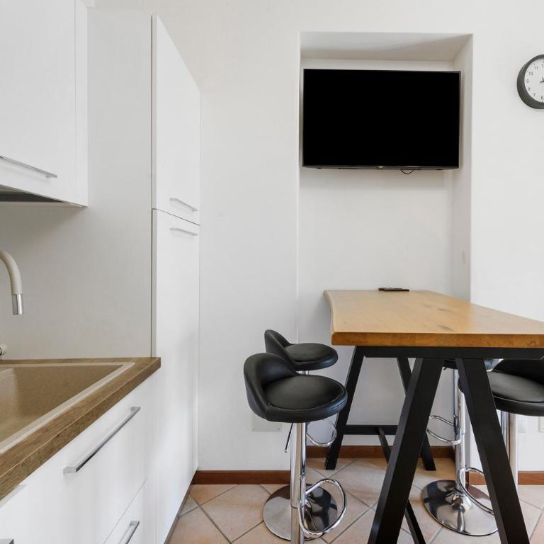 Zoe Holiday Home - Appartamento con doccia - 9