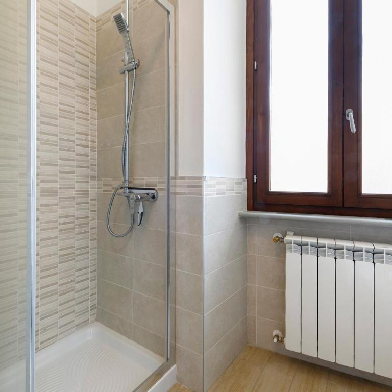 Zoe Holiday Home - Appartamento con doccia - 12
