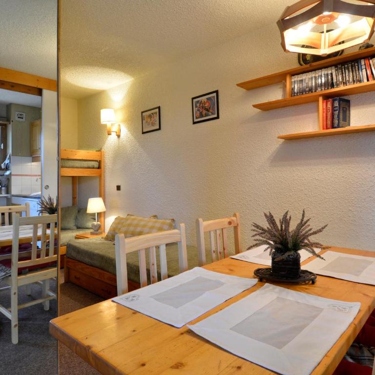Studio chaleureux 4 pers · Accès pistes · Animaux admis - Studio - 1
