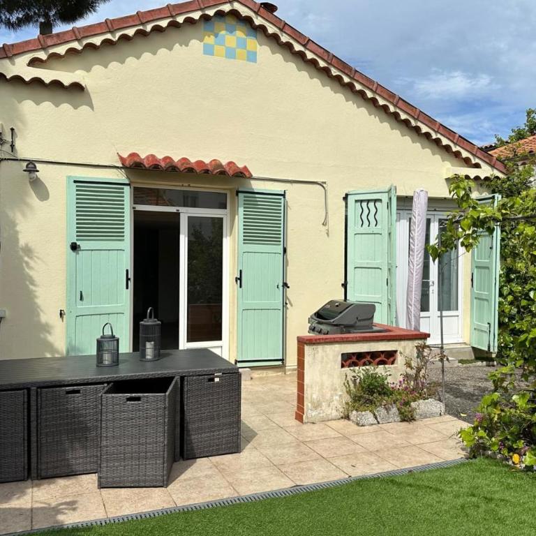 Pretty harbour house with garden - Maison de Vacances - 12