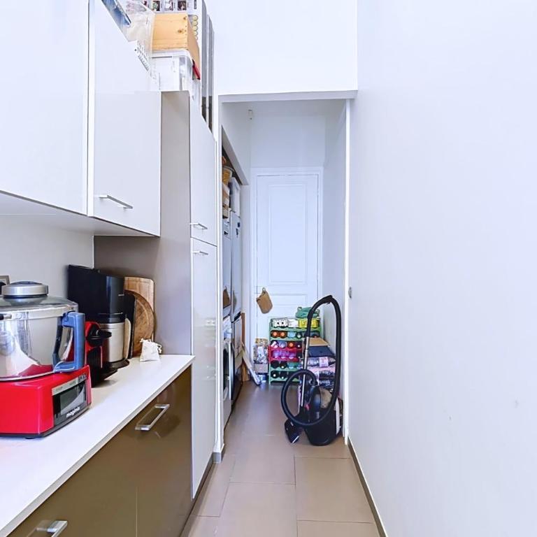 Bel appartement familial près de l'Arc de Triomphe - Appartement - 13