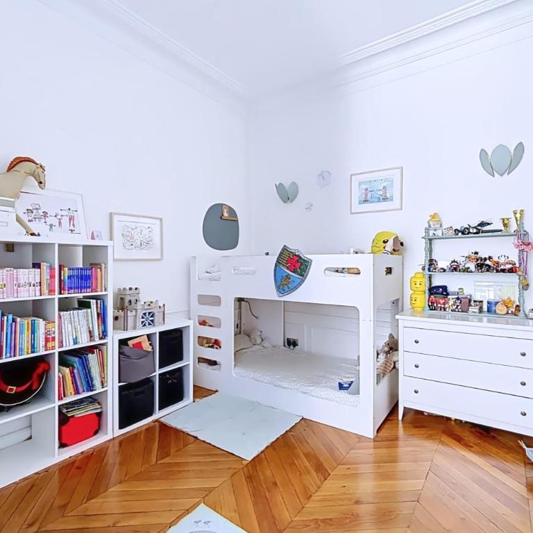 Bel appartement familial près de l'Arc de Triomphe - Appartement - 22