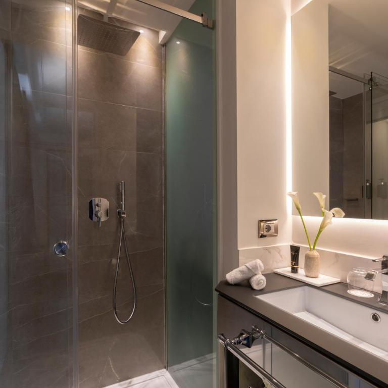 Palazzo Navona Hotel - Camera Executive - 5
