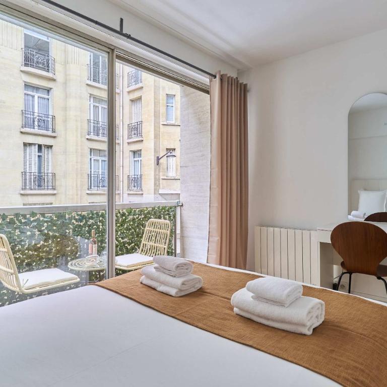 Suite for 4- Arc de Triomphe Faubourg Saint-Honoré - Appartement - 4