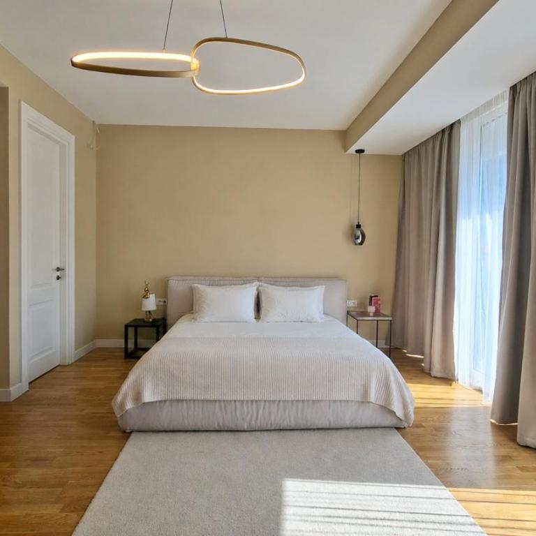 Skyline1207 - Apartment Suite mit 3 Schlafzimmern - 1