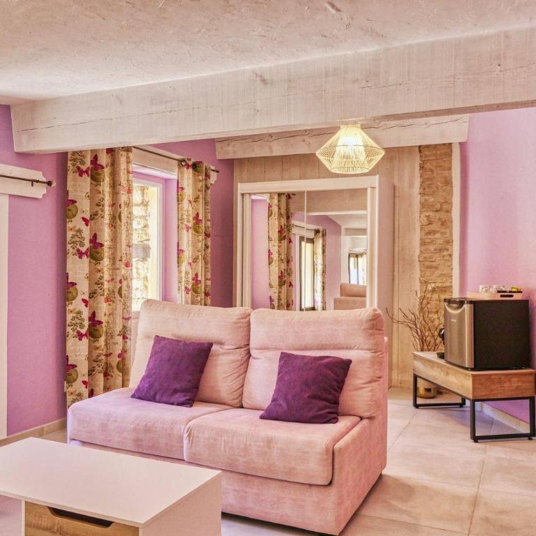 Les Chambres du Hameau , une Parenthèse Provençale - Suite Familiar - 1