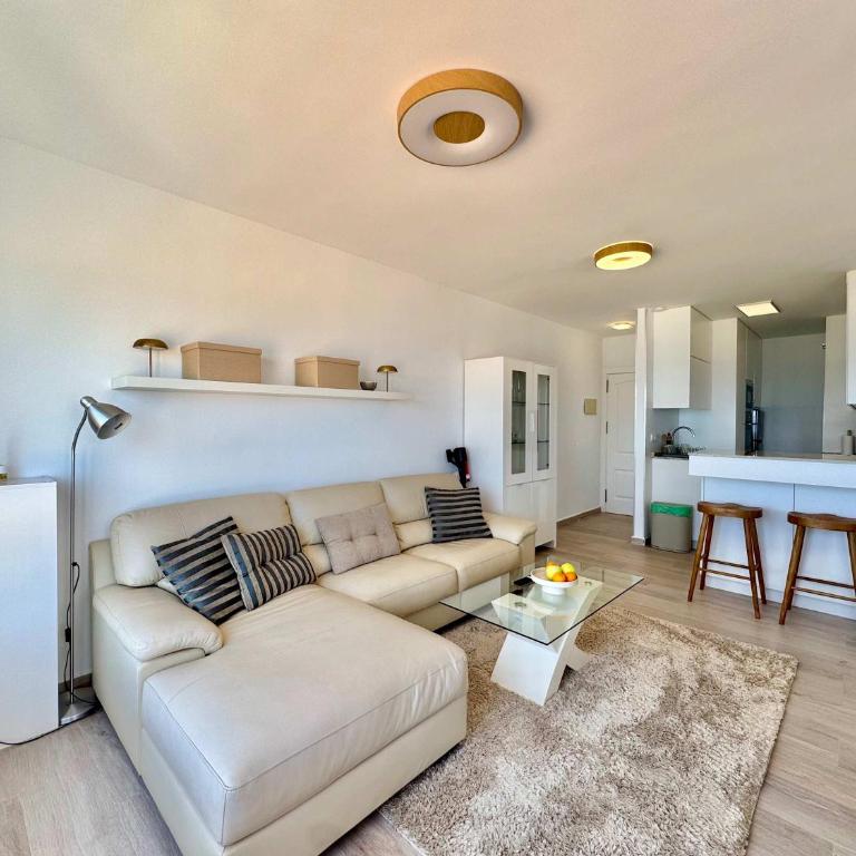 Beachfront 1-Bed Apt Sea View Orihuela Costa - Apartamento - 5