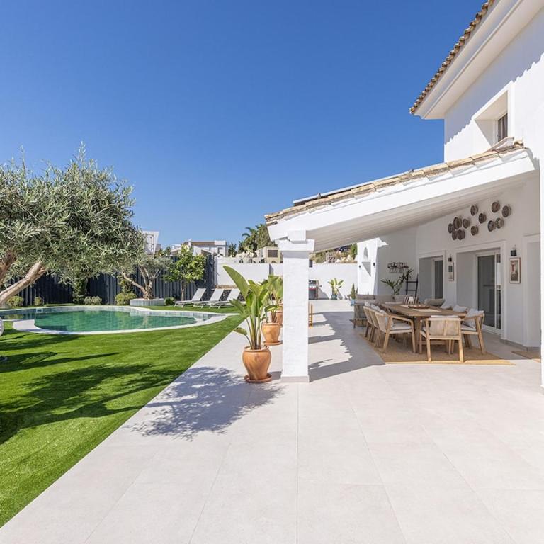 Villa close to the beach sea views - Villa - 3